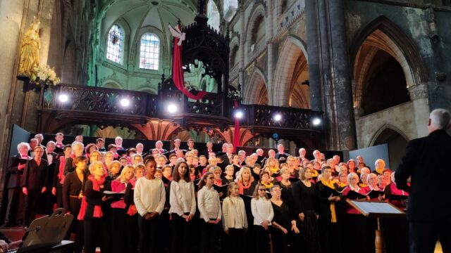 Les 3 chorales réunies pour le chant final